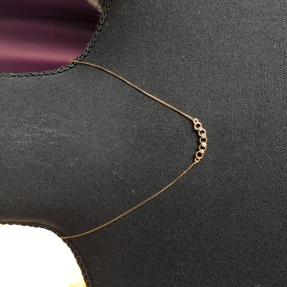 Dainty gold necklace with cubic zirconia - Picture 2 of 4